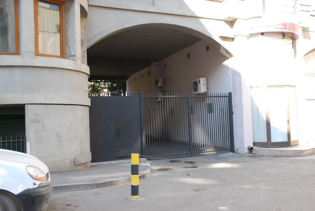 center 4 you Hotel Tiflis Exterior foto